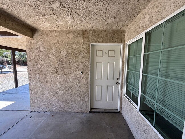 Foto del edificio - 2 Bedroom 2 Bath in Hemet!