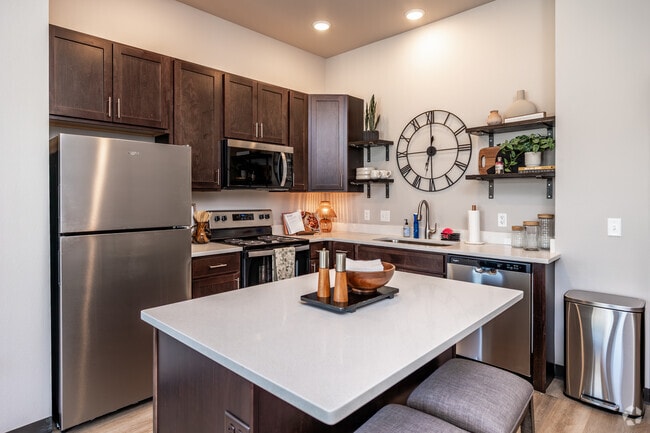 1BR, 1BA - 630SF - Kitchen - Brick Towne at Kettlestone