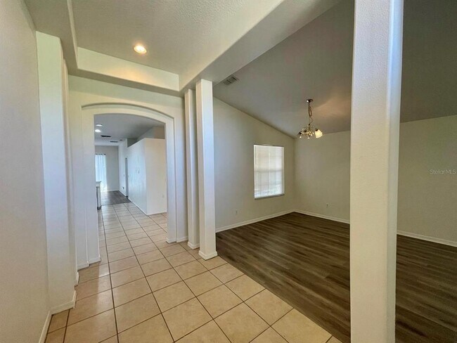 Building Photo - 3038 Eagle Crossing Dr