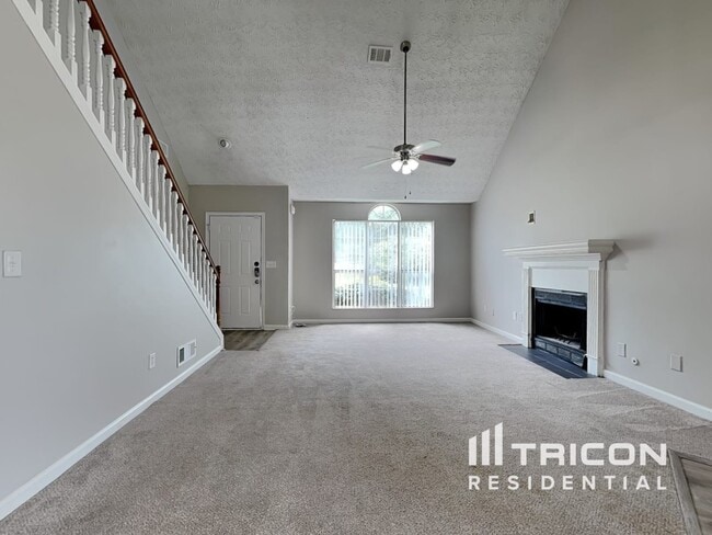 Building Photo - 1791 Killarney Dr SW