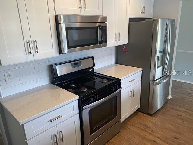 Foto del edificio - 16 Carriage Hill Cir