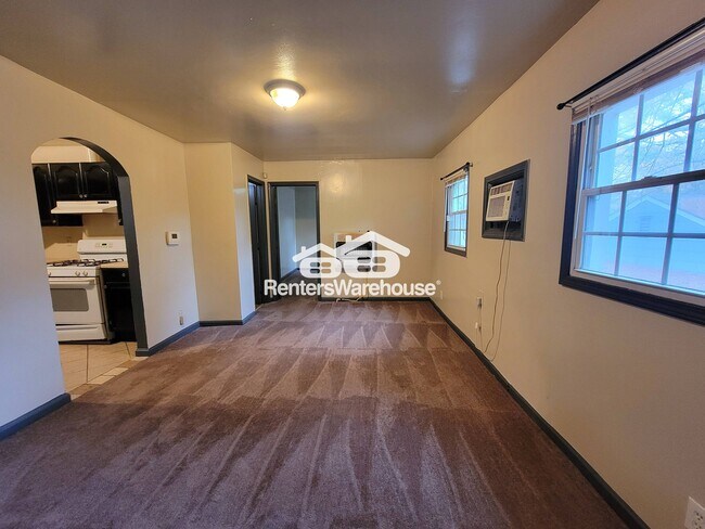 Foto del edificio - 1056 Regent St SW