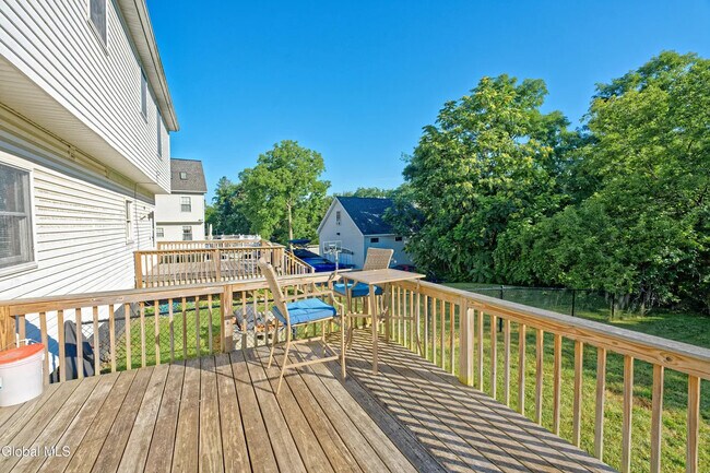 Foto del edificio - 412 Vley Rd