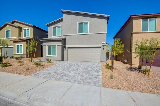 Foto del edificio - BRAND NEW BEAUTIFUL 4 BEDROOM!