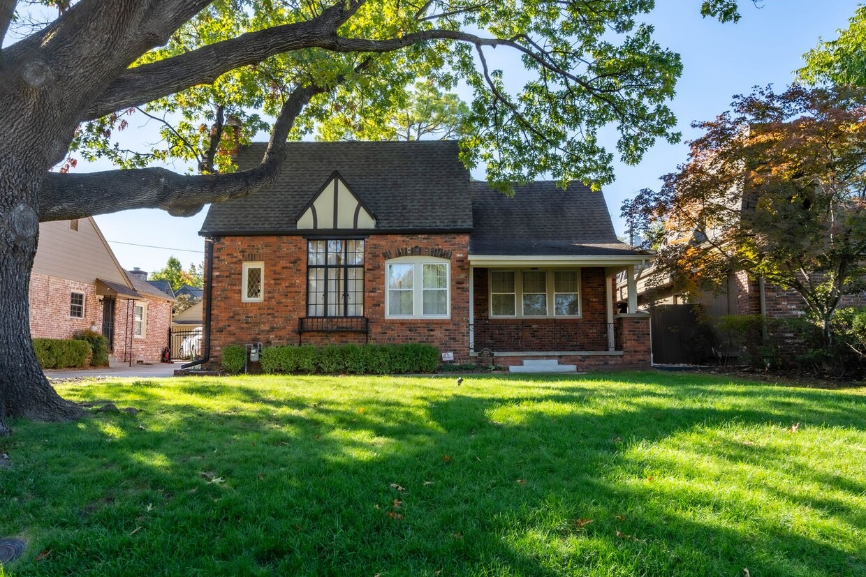 1000 off first months rent! Prime locati... House Rental in Tulsa