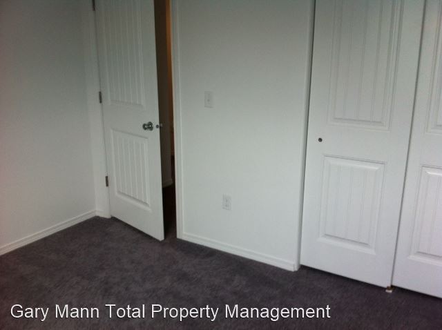 Building Photo - 110 E Mizzou Ct