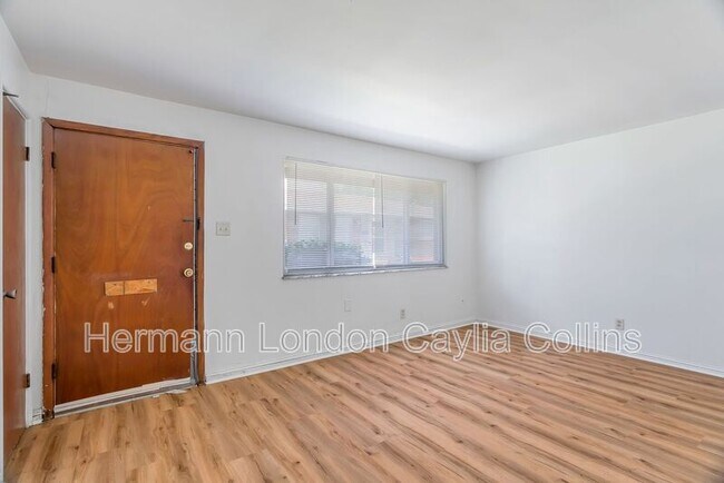 Foto del edificio - 11276 Liana Ln
