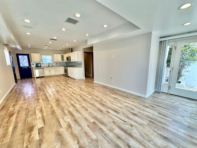 Foto del edificio - 15 Quarterdeck St