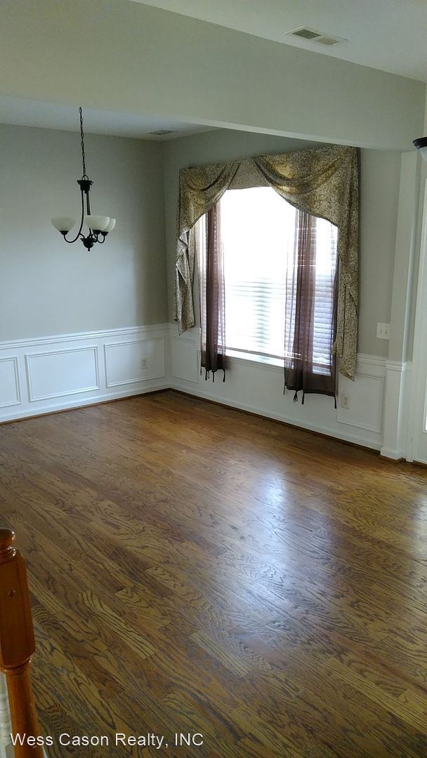 Foto del edificio - 5 br, 2.5 bath House - 12040 Humboldt Drive
