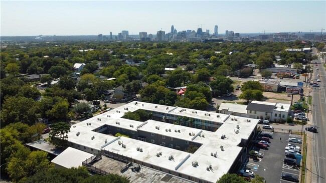 Foto del edificio - East Austin 2x1 Apartment