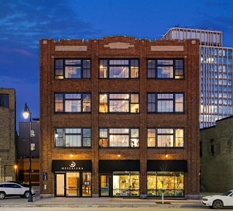 Primary Photo - Lofts on Roberts