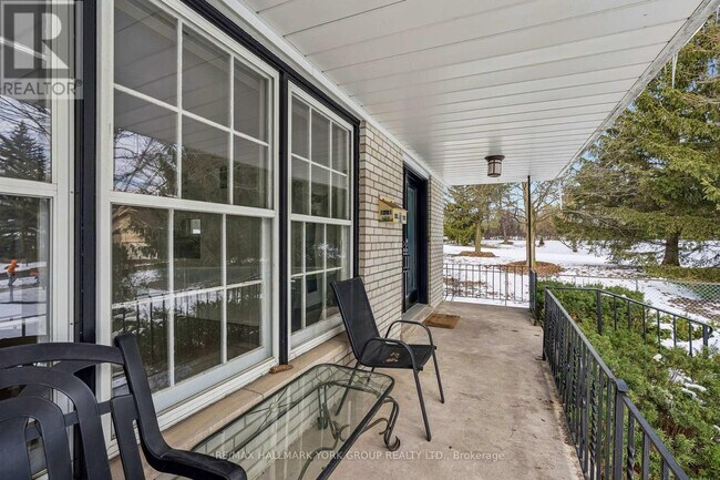 Building Photo - 24 Coral Harbour Crescent