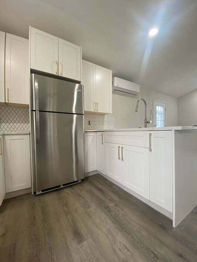 Building Photo - 5710 Belfast Dr