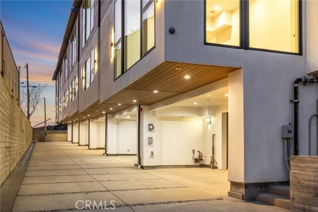 Foto del edificio - 955 Everett St