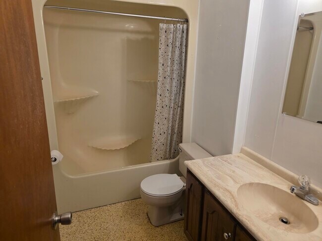 Foto del edificio - 405-A Church-