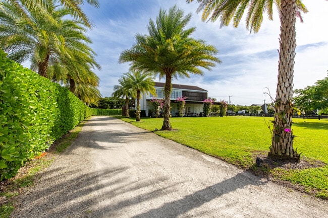 Foto del edificio - 14432 Rolling Rock Pl