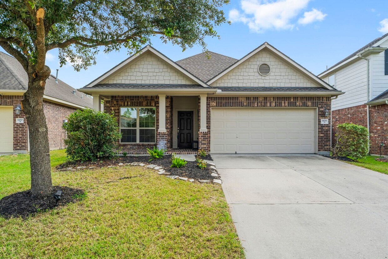 Foto principal - 1426 Kallie Hills Ln