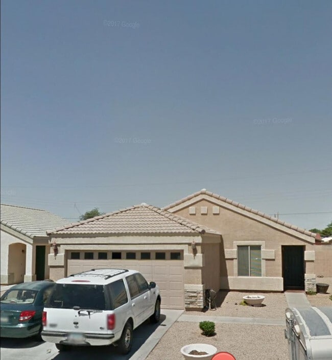 Building Photo - 1410 S 107th Ln