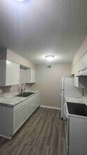 Building Photo - 1714 Autumn Dr