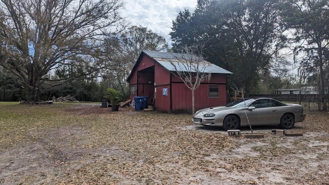 Building Photo - 19032 Causeway Blvd