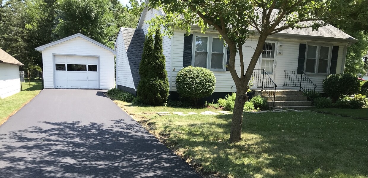 View from street - 1956 Beulah Ave