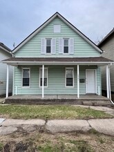 Building Photo - 1341 W 4th St