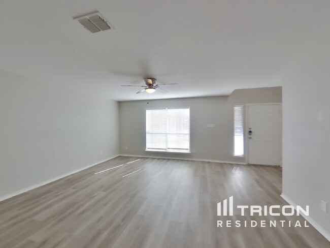 Foto del edificio - 10411 Trotters Bay