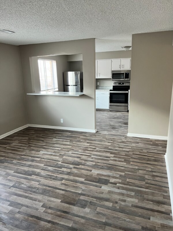 Foto principal - 3617 Baldwin Ave