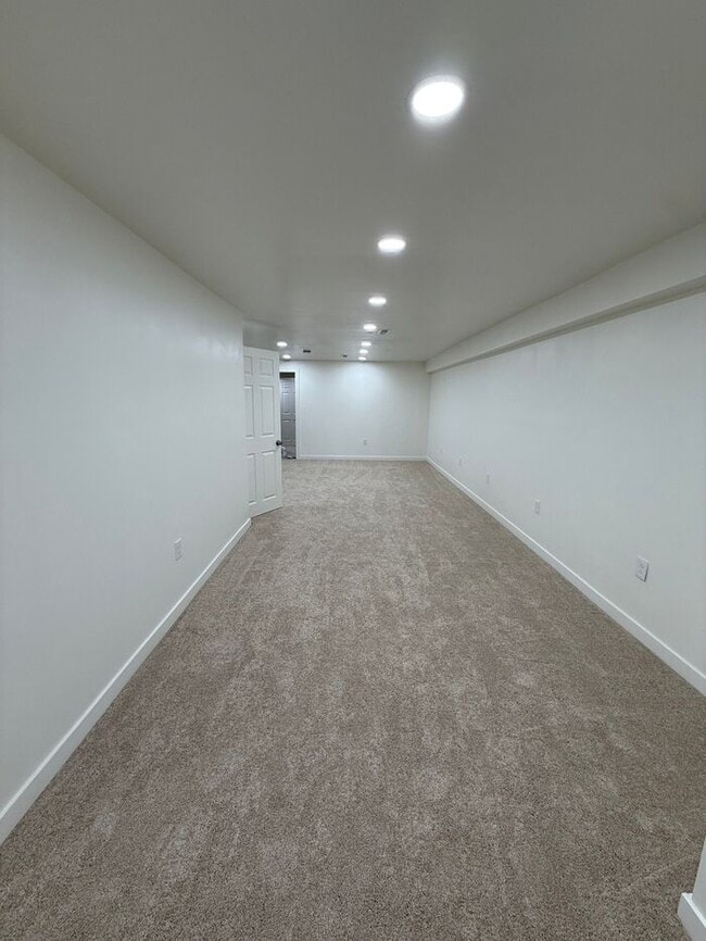 Building Photo - Charming 3 beds 2 baths in Centennial!
