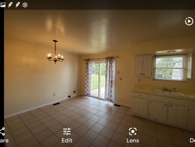 Building Photo - 3431 Kingsreach Ln