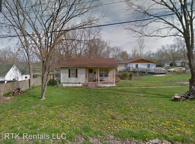 Primary Photo - 2607 E Walnut St