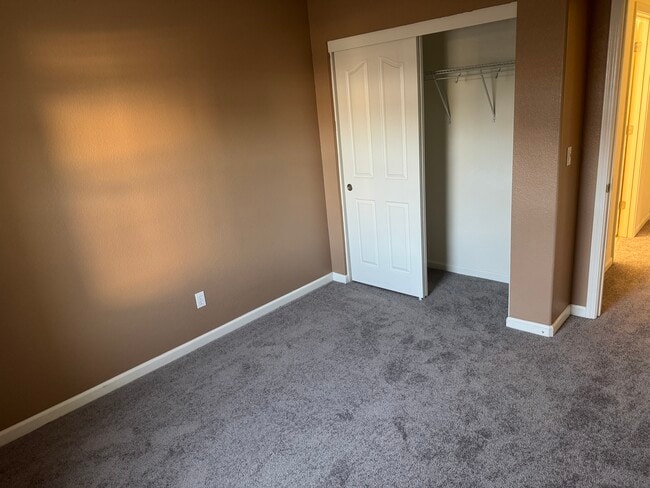 Building Photo - 181 Candela Cir