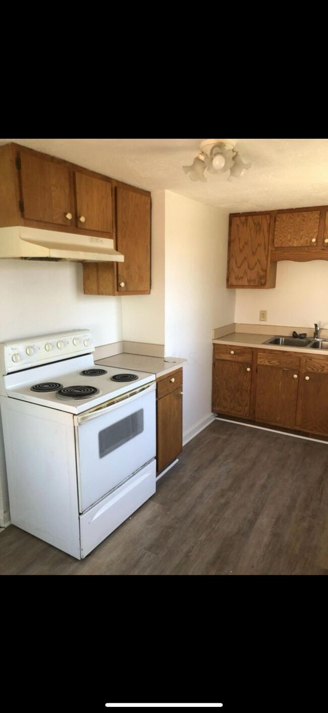 Cocina - 483 N Prospect St
