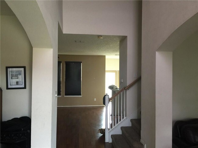 Building Photo - 5143 Autumn Hill