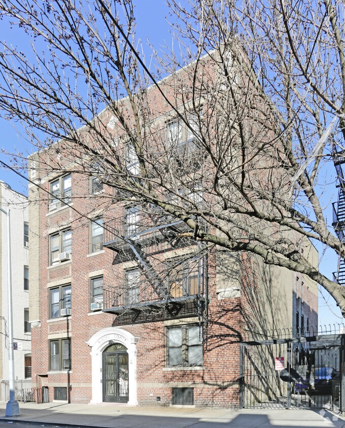 Foto del edificio - 2115 Linden St