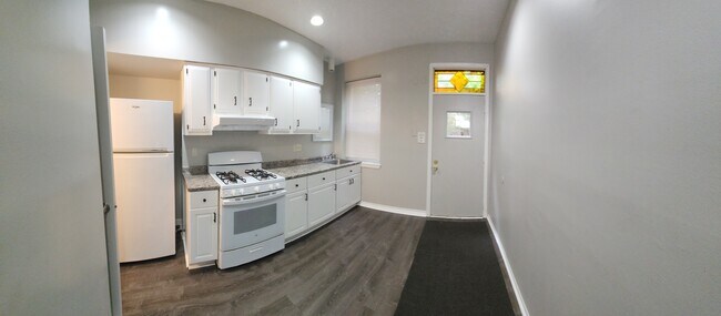 Foto del edificio - 1425 Hamlin St