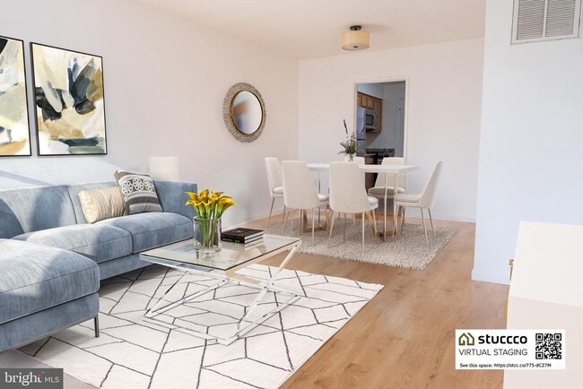 Building Photo - 2027 Barlowe Pl