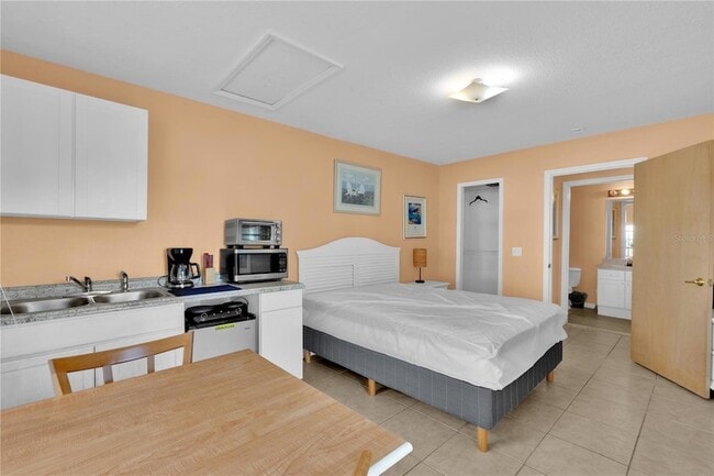Photo - 203 Coco Plum Drive Unit Front Apartment
