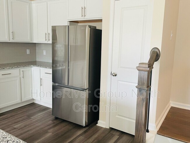 Foto del edificio - 3701 Feltham Ln