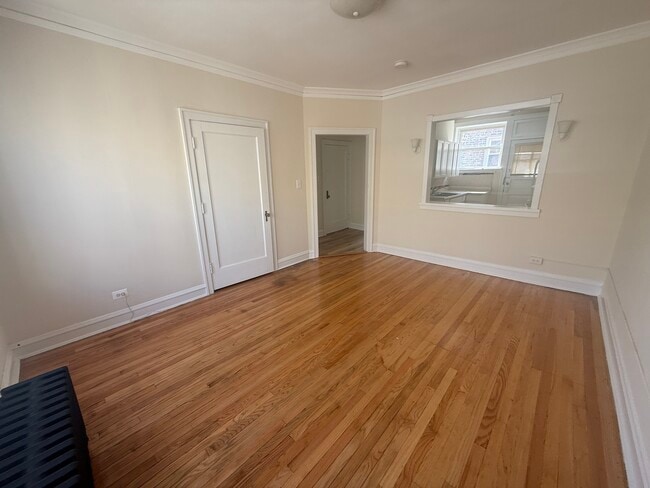 Building Photo - 2148 Gunderson Ave