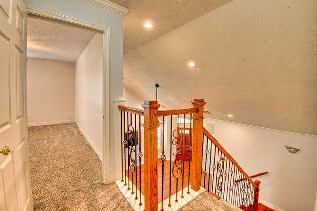 Building Photo - 7022 Raven Cliffs Ln