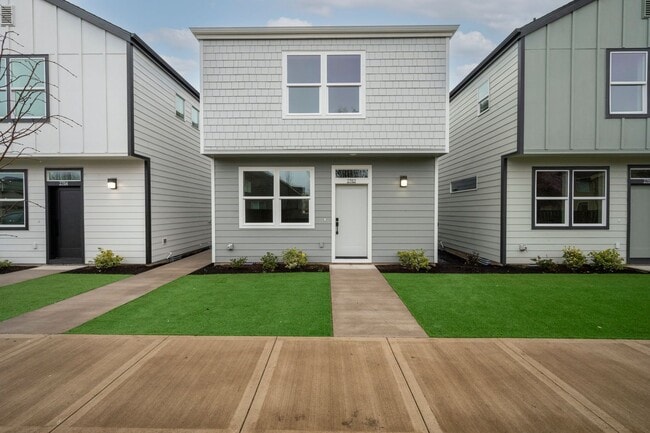 Building Photo - Move In Special- Up to 3 Month's Free- New...