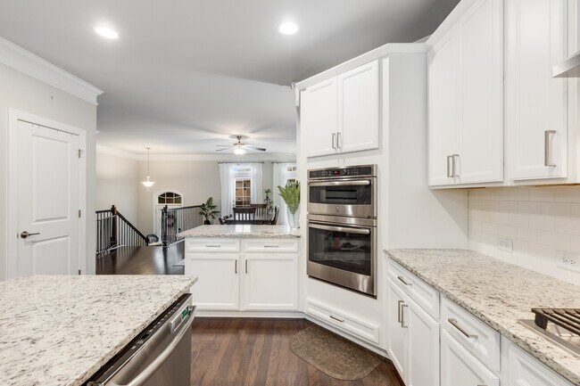 Building Photo - 4137 Butler Dr