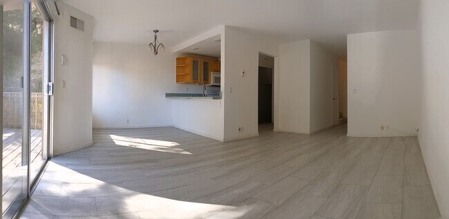 Building Photo - 8288 Gilman Dr