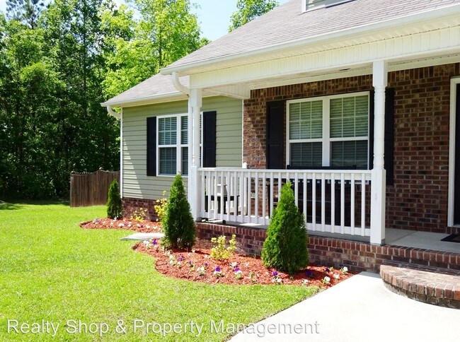 Building Photo - 4 br, 3 bath House - 303 Pebble Island