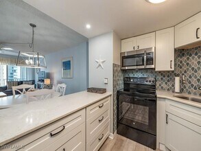 Building Photo - 1 Bluebill Ave Building Photo - 1 Bluebill Ave