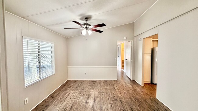 Building Photo - Awesome Updated Single Story in The Darling "Farm" Community of Wildomar, Close to Everything, bu...