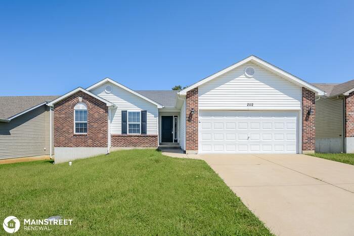Primary Photo - 2112 Providence Park Ln, Herculaneum, MO 6...