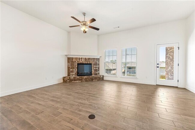 Foto del edificio - 6108 NW Silas St