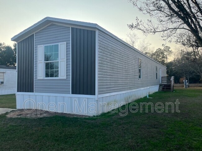 Building Photo - 17481 Orange Grove Rd